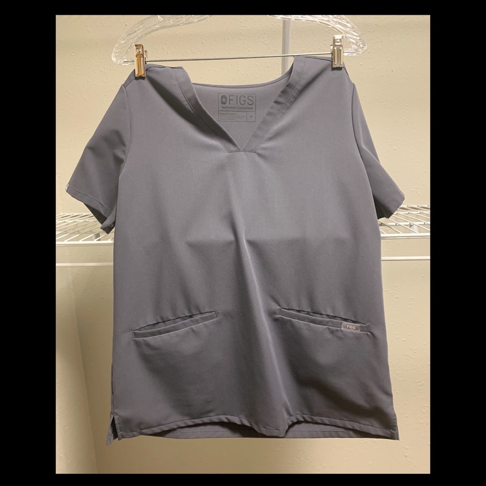 Figs Scrub Top